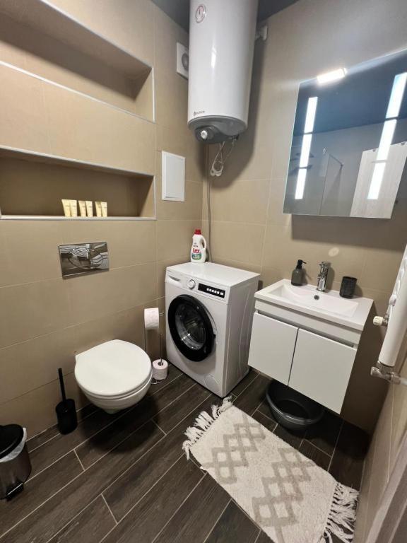 2-Стаен Апартамент С Безплатен Паркинг На Топ Локация Sófia Exterior foto